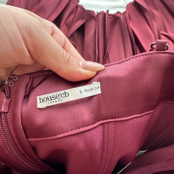 HOUSE OF CB Beau Dress - Picture 9 of 10